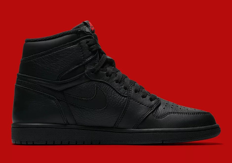 Джорданы 1 черные. Nike Air Jordan 1 Retro High og Black. Air Jordan 1 High черные. Air Jordan 1 Black. Jordan 1 High Black.