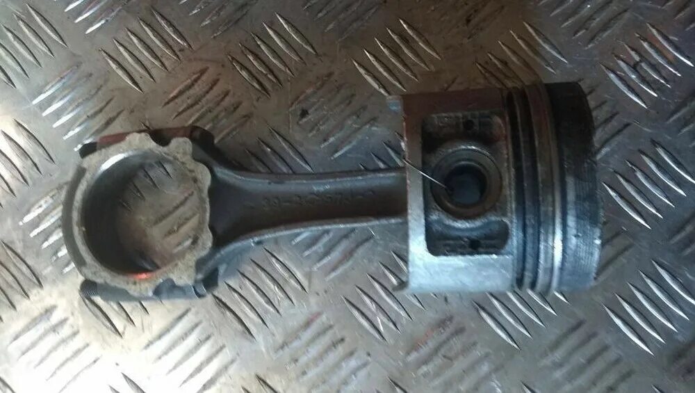 Поршня ниссан микра. 4 артикул. 4 артикул. Поршень sr20de. Nissan primera p12 2.