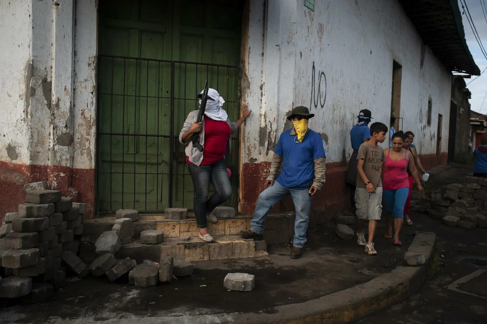 Беднейшая страна латинской америки. Нищета в Латинской Америке. Повседневная жизнь в Мексике. Бразилия нищета. Латинская Америка люди.