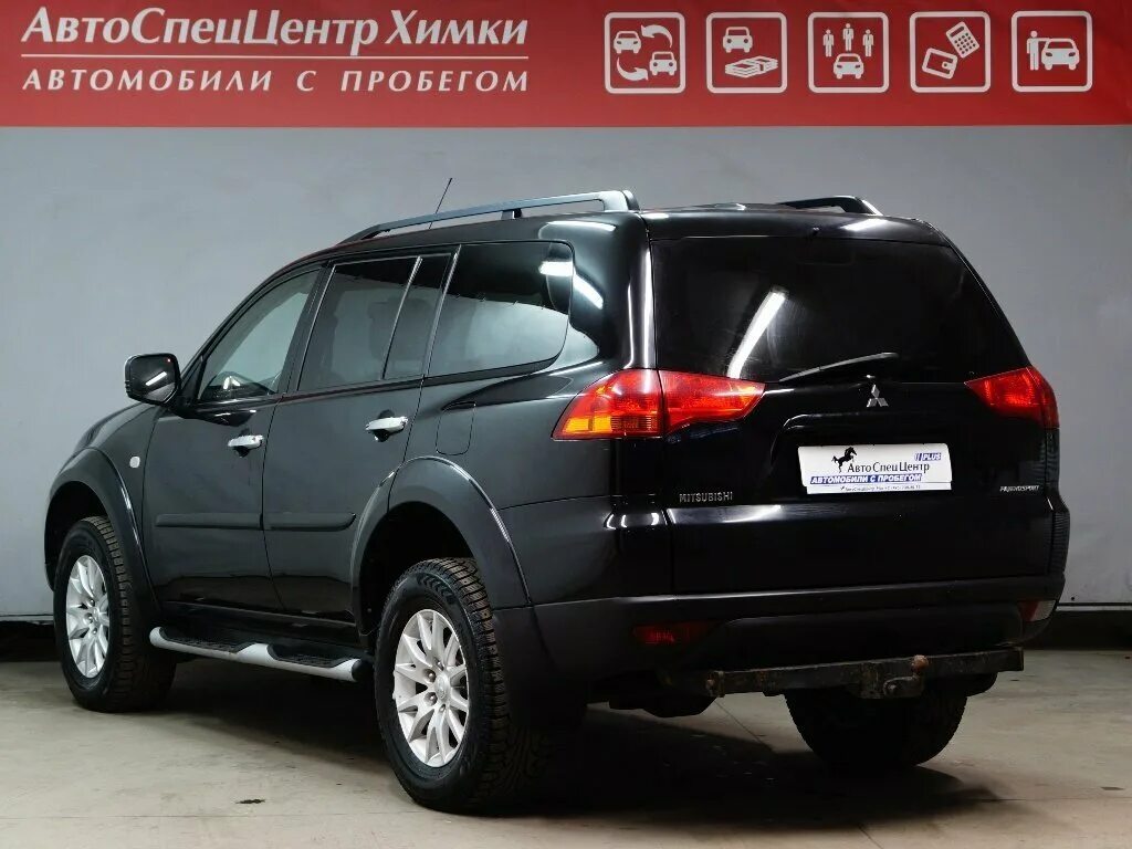 U1102 mitsubishi. Мицубиси Паджеро спорт 2008г. Mitsubishi Pajero Sport 2008 года. Черный Паджеро спорт 2008. Мицубиси Паджеро спорт 2008 зад.