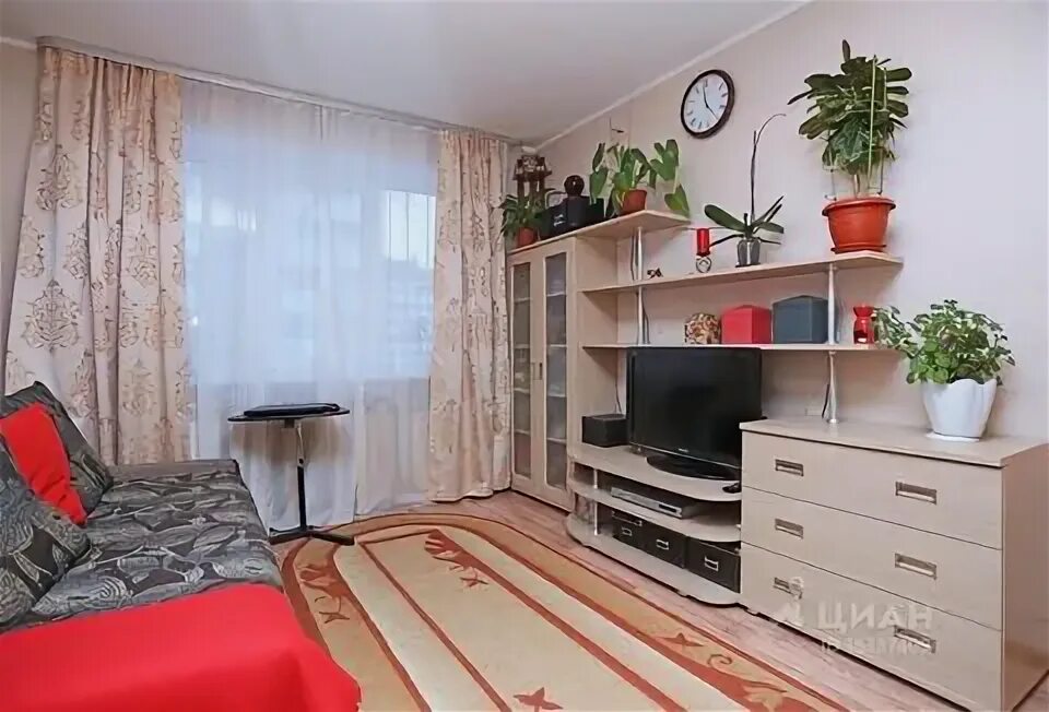 Коммуналки в новосибирске. Коммунальная квартира спб. Питерские коммуналки. Ванная на кухне в коммуналке. Коммунальные квартиры в санкт-петербурге.