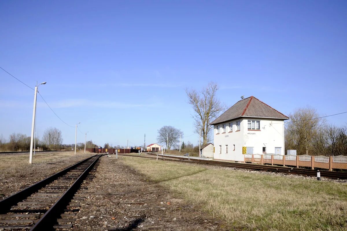 жд п. жд п. 2тэ10в-4457. чс8 ржд. трековая рельса.