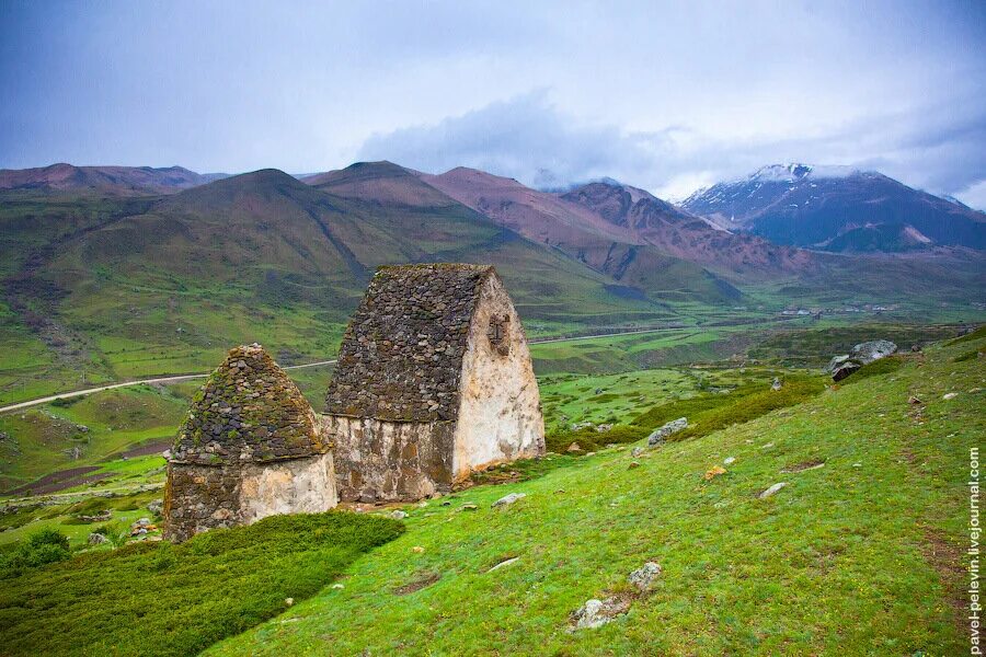 Село верхняя балкария кабардино-балкария. Город мертвых эльтюбю кабардино. Аул эль тюбю. Эль-тюбю верхний чегем. Эльтюбю кабардино-балкария.