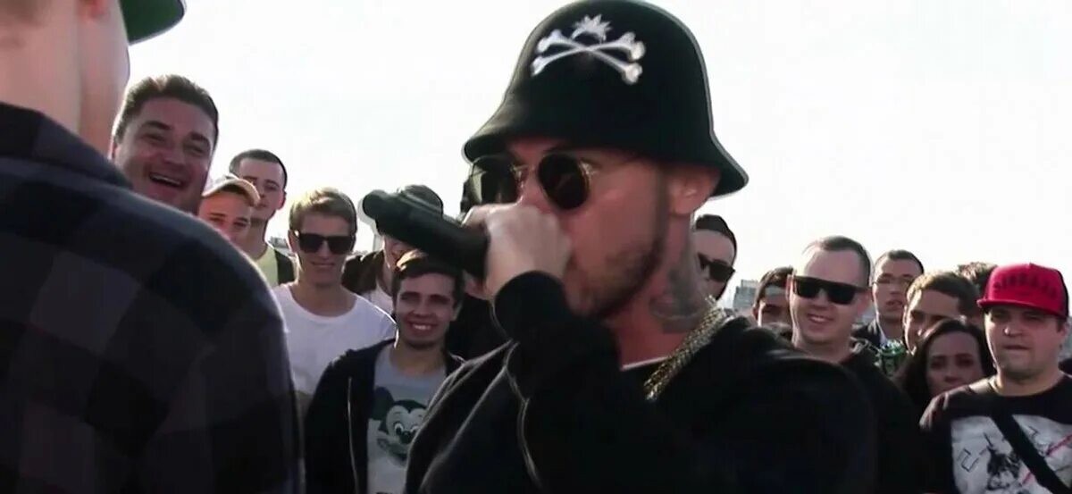 18 независимый рэп баттл. 18 независимый рэп баттл. 18 независимый рэп баттл. Рэп батл рыманов. Рэп батл сцена.