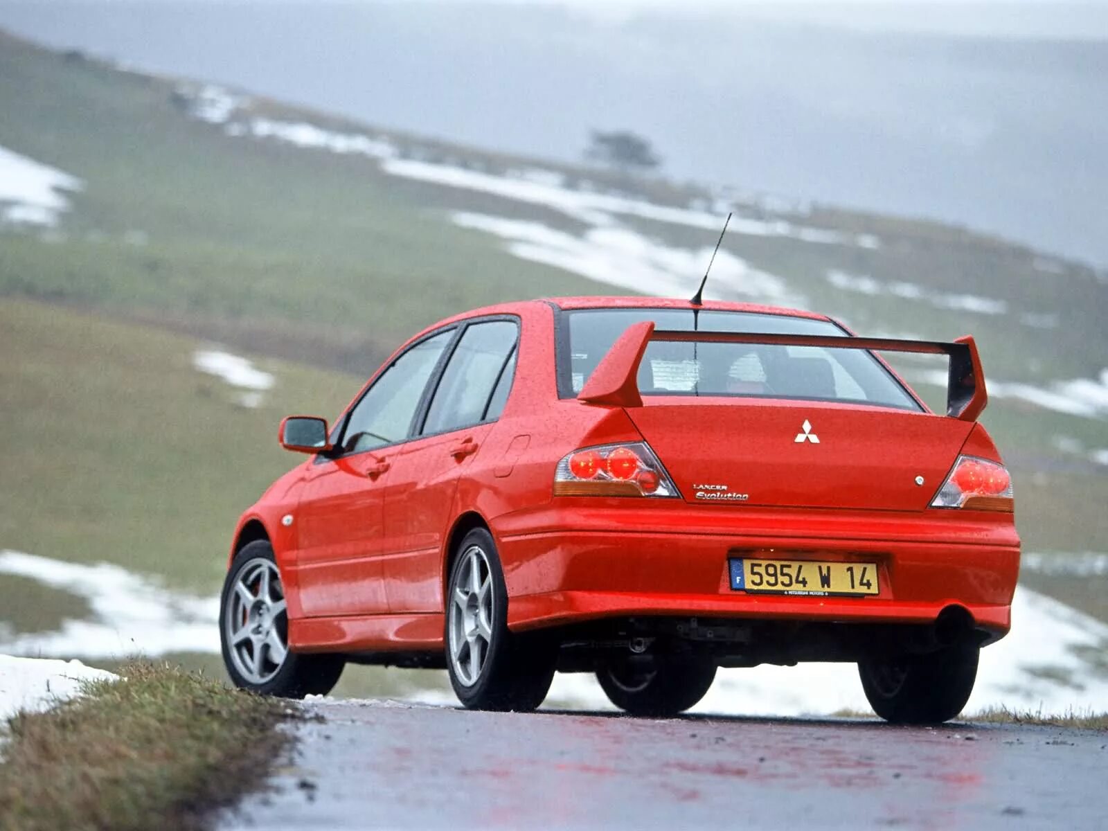 1.8 evo тест драйв. Mitsubishi Lancer 8. Mitsubishi Lancer Evolution VIII. Mitsubishi Lancer EVO 2003. Mitsubishi Evolution 2003.