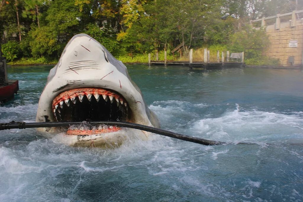 Jaws. Jaws скринридер. аттракцион &quot;акулы&quot;.