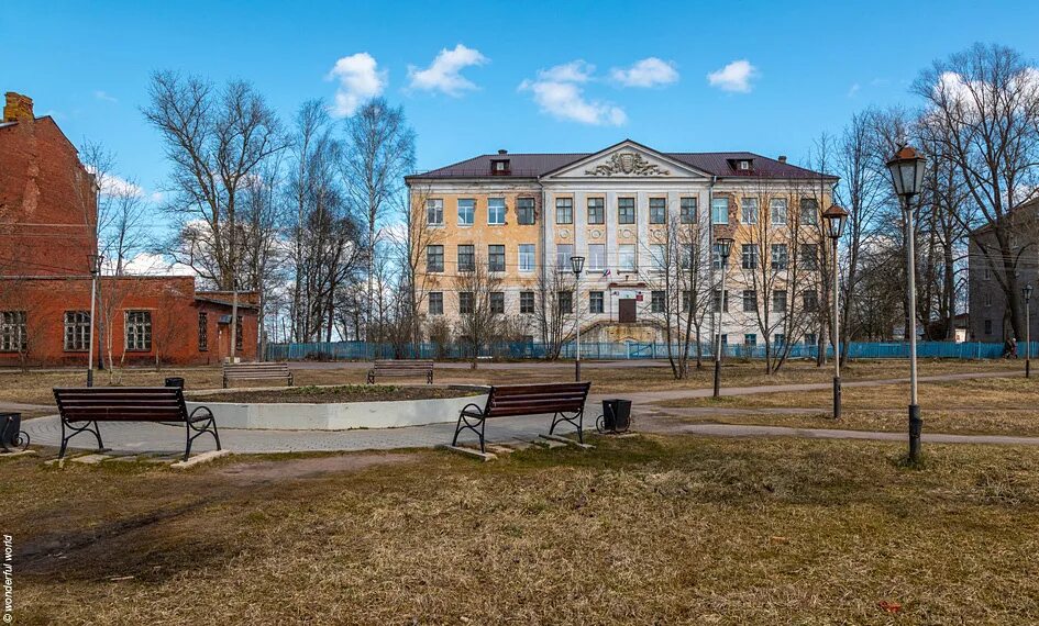 Чудовский районный суд новгородской. П Краснофарфорный Новгородская область. Краснофарфорный Чудовский район. Краснофарфорный завод Чудово. Краснофарфорный школа.