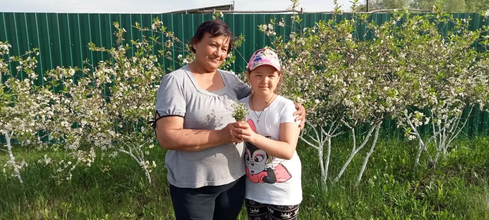 хорошие отношения с соседями. печенье для соседей. сосед соседа угощал. сосед соседа угощал. анекдоты про соседей.