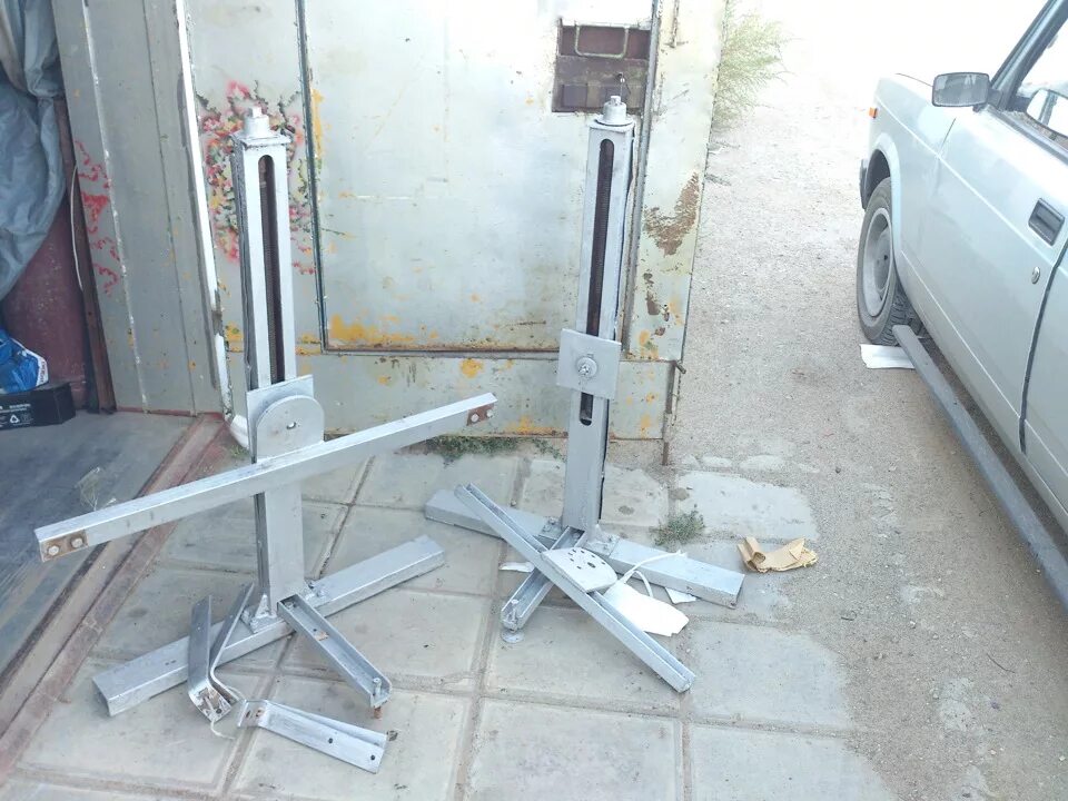 Подъемник опрокидыватель. Подъемник опрокидыватель. Подъемник опрокидыватель стрела для ваз. Tip jack 2000 опрокидыватель. Подъемник опрокидыватель для 2109.