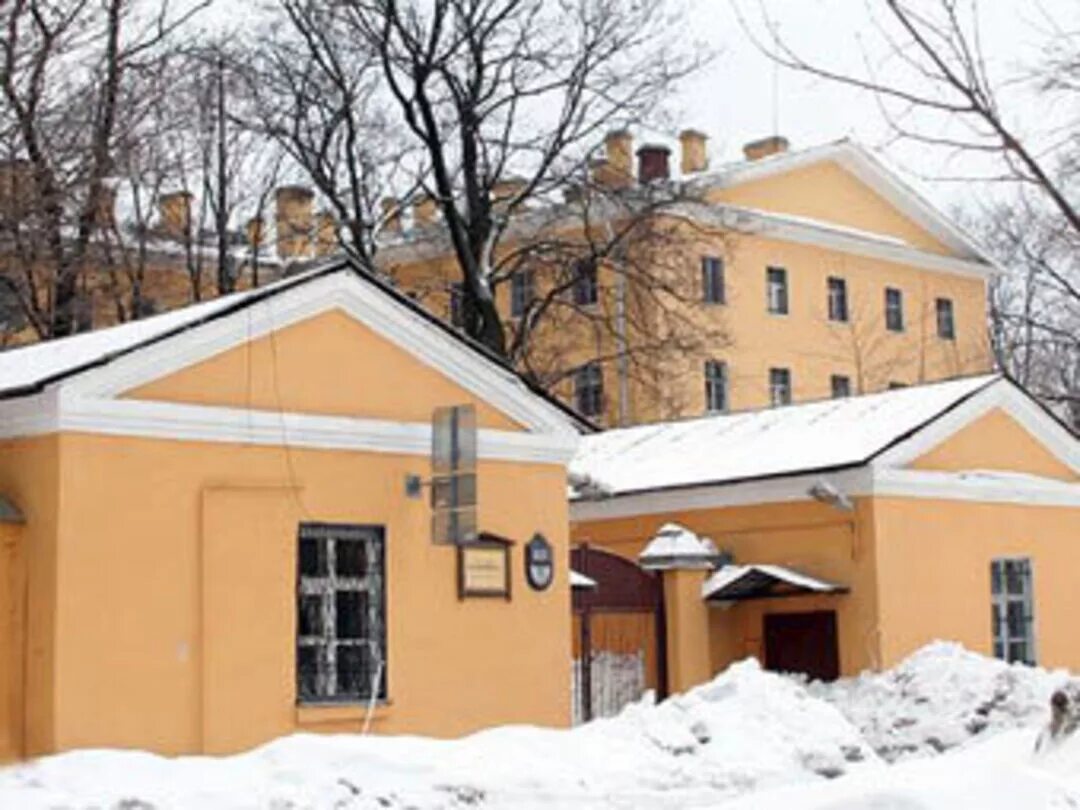 Психиатрическая больница Николая Чудотворца в Санкт-Петербурге. Пряжка психиатрическая больница СПБ. Набережная реки мойки 126 психиатрическая больница. Больница Святого Николая Чудотворца СПБ. Психиатрическая святого николая чудотворца