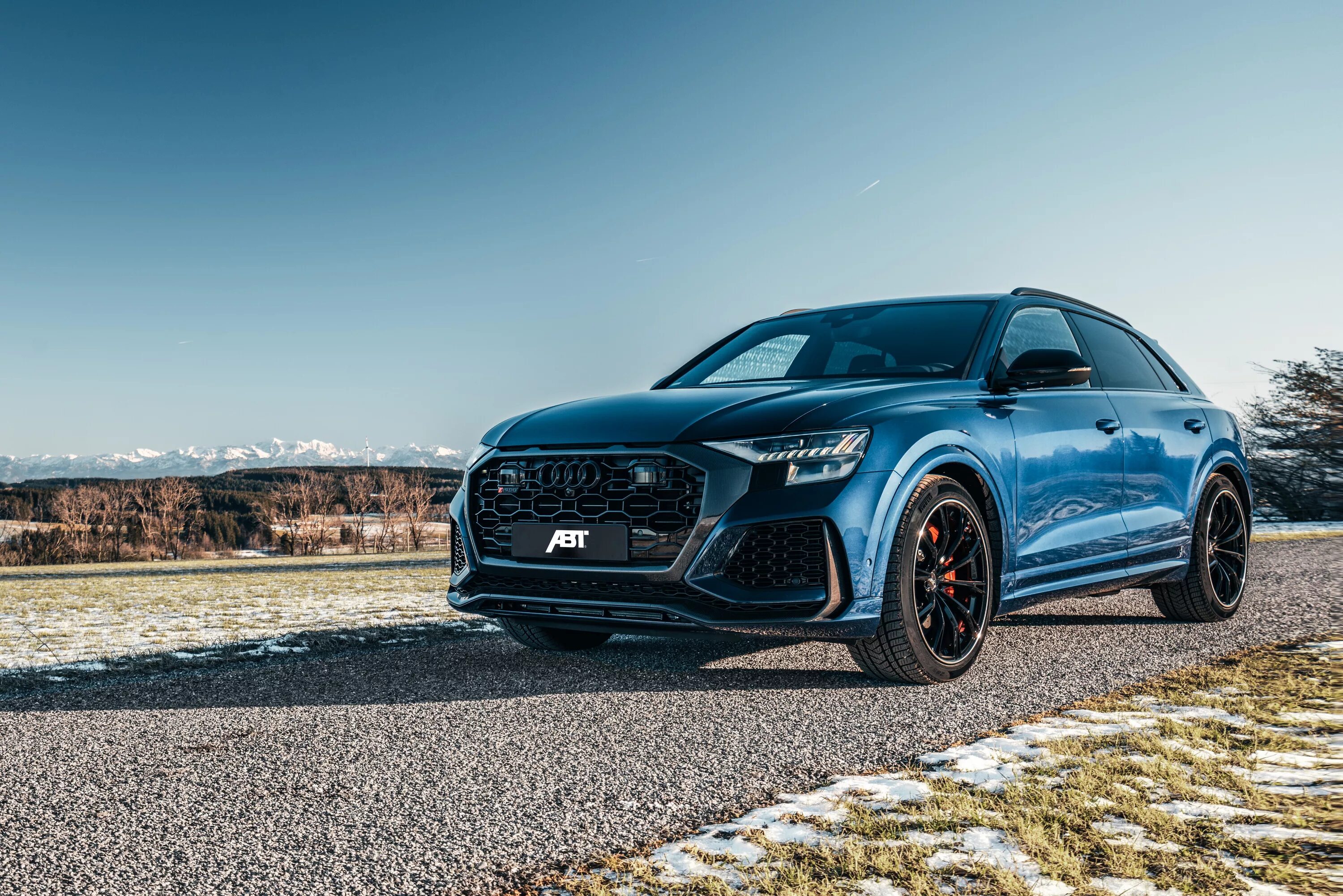 Ауди к 8. Ауди rs q8. audi rs q8 abt. ауди рс q8 2025. audi rs q8 2025.