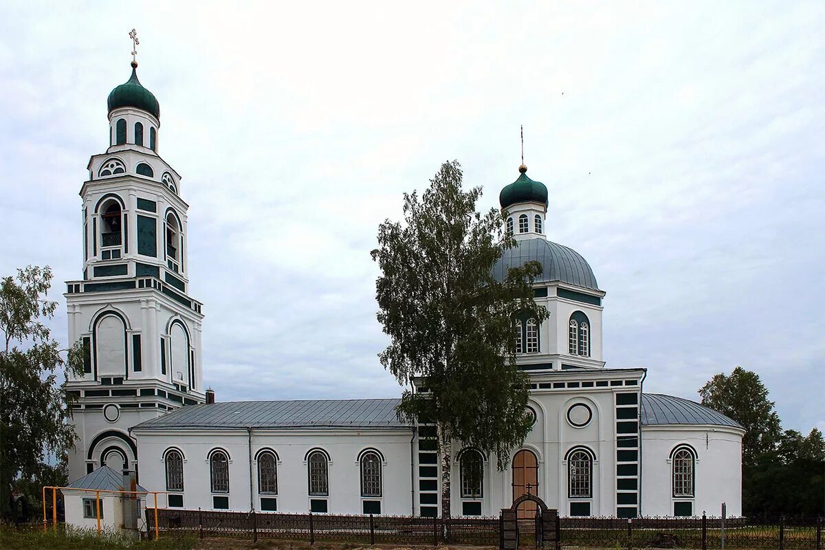 Ардатовский сайт нижегородской области. Храм саконы Ардатовского района. Село саконы Ардатовского района Нижегородской области Церковь. Саксонская Церковь Ардатовский район. Храм Живоначальной Троицы саконы.