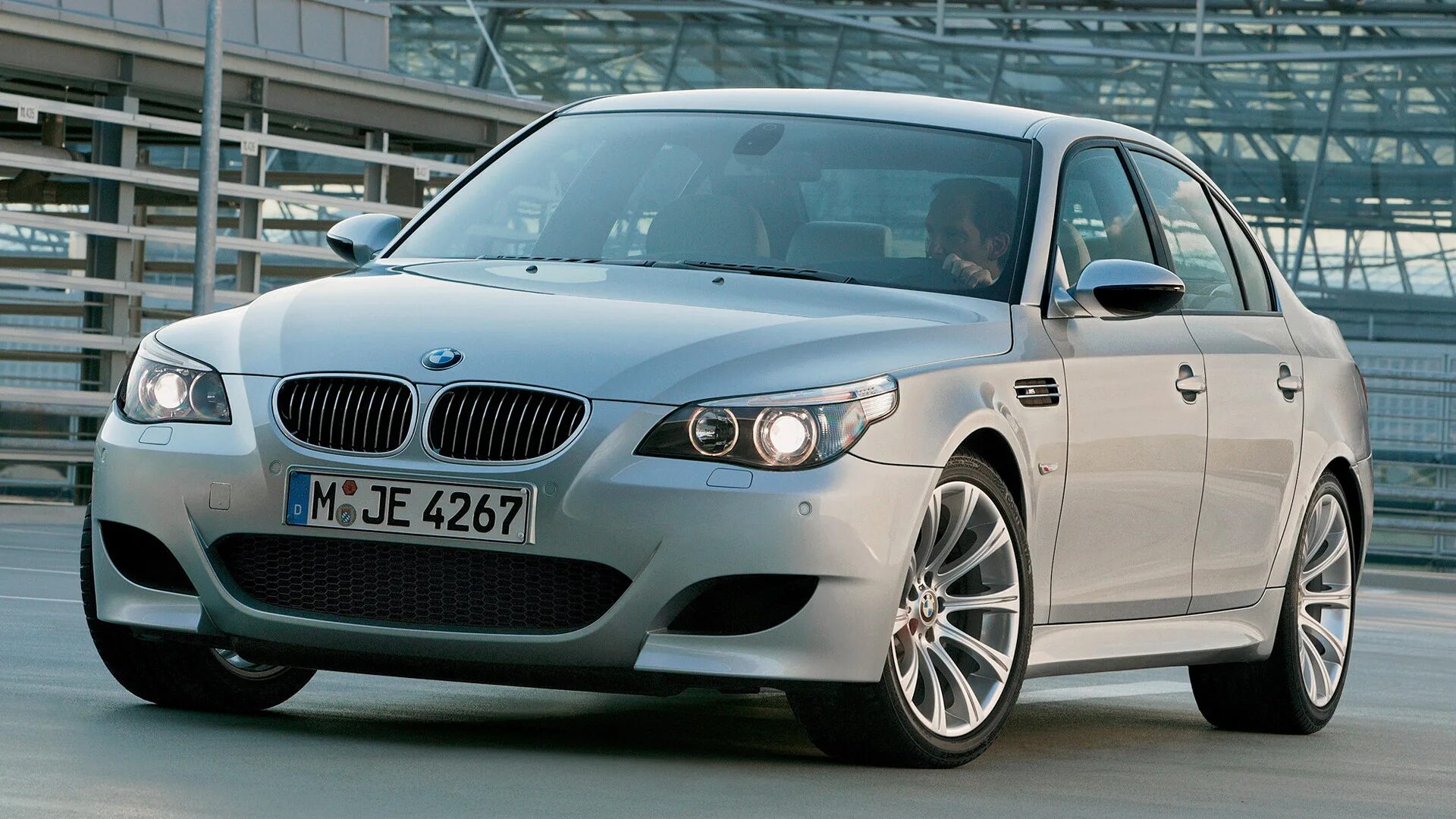 БМВ m5 e60. БМВ 5 е60. BMW m5 e60 2004. BMW 5 e60 2004. Бмв е69