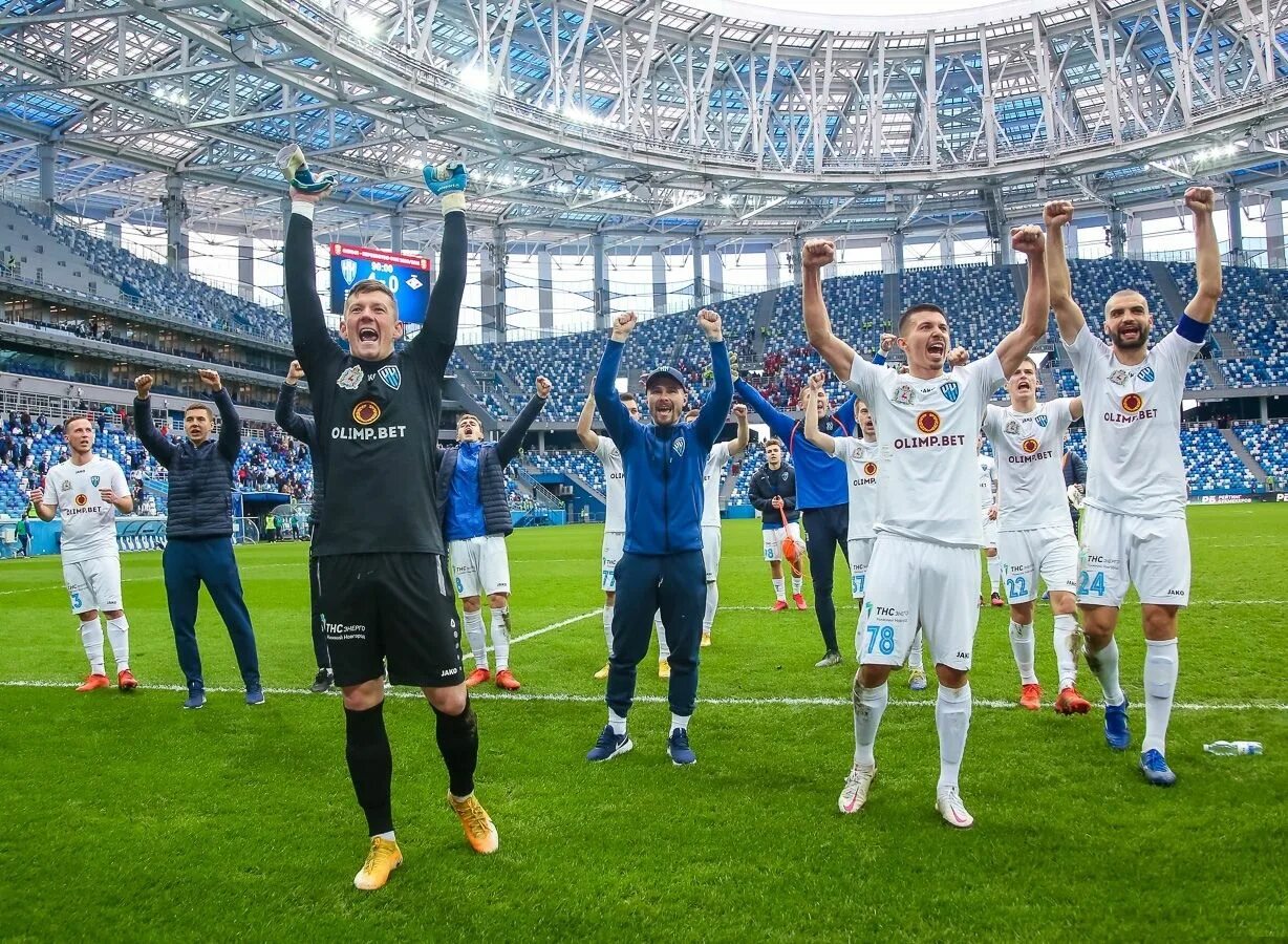 Команды футбола фнл. Футбол команды фнл. Команда ротор волгоград. Фк факел воронеж. Слуцк (футбольный клуб).