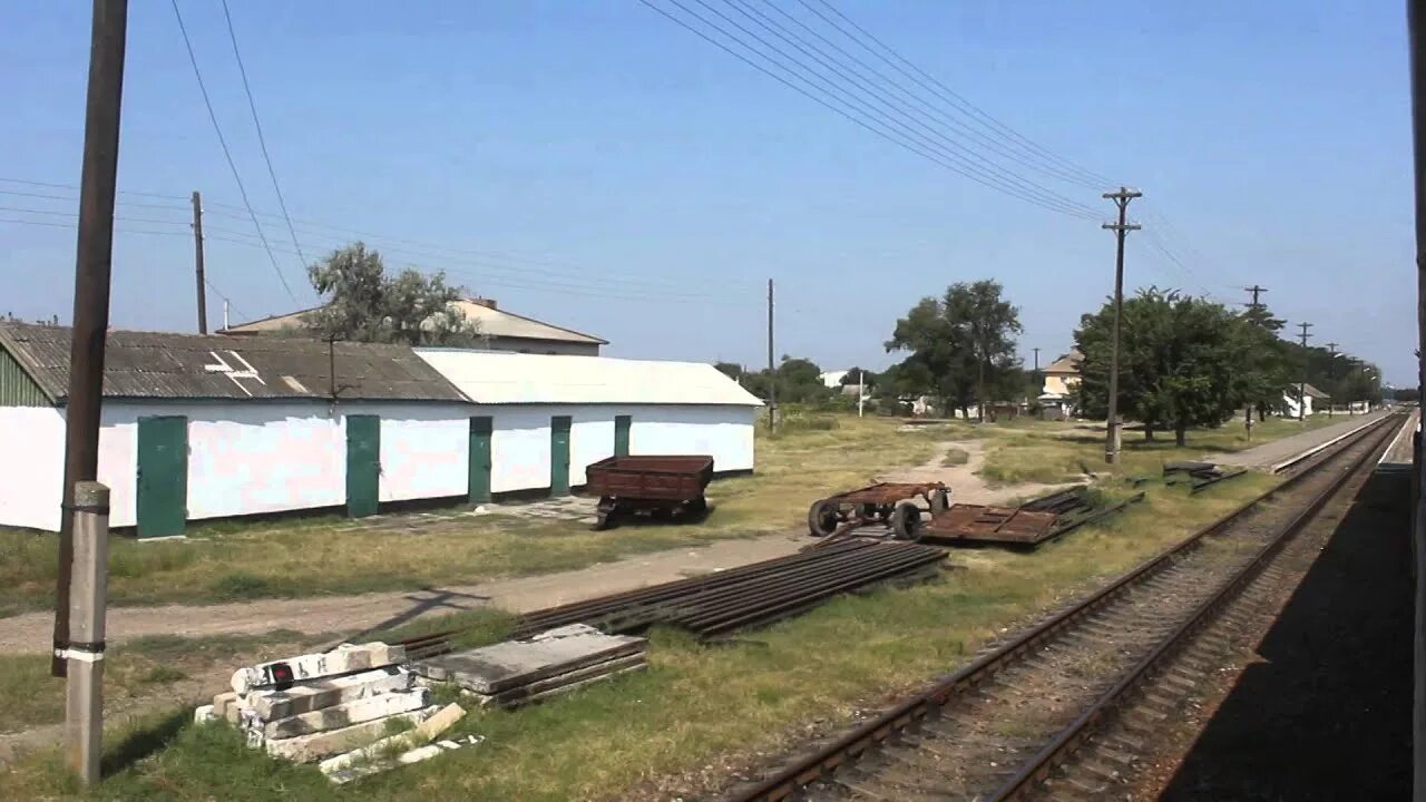 Пригородная джанкой. Владиславовка (станция) железнодорожные станции Крыма. ЖД станция Владиславовка Крым. Вокзал станция Владиславовка Феодосия. Железнодорожный пункт Владиславовка.