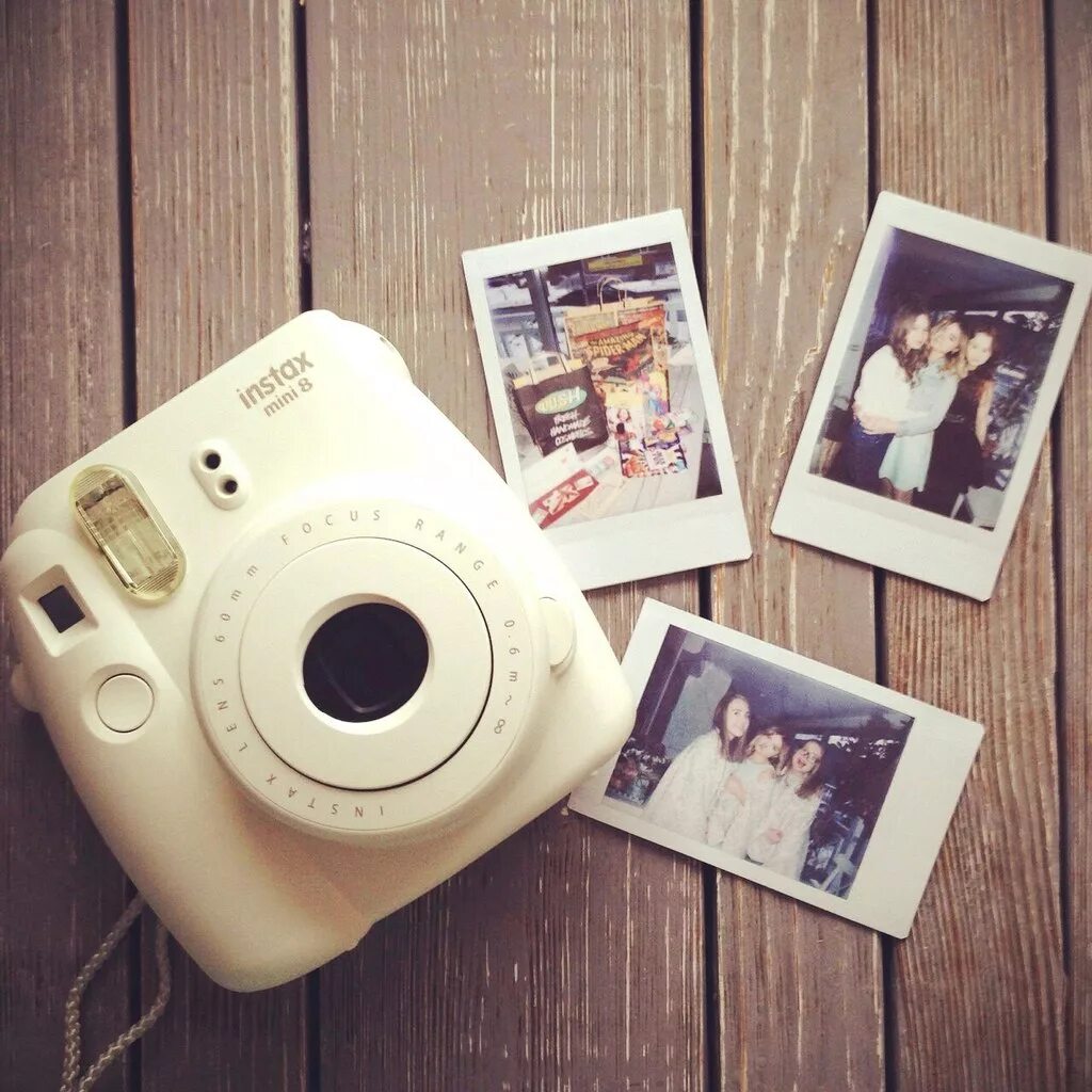 Печатающий фотоаппарат. Fujifilm Instax Mini 10. Fujifilm Instax Mini 1. Fuji Instax 2022. Fuji Instax 2021.