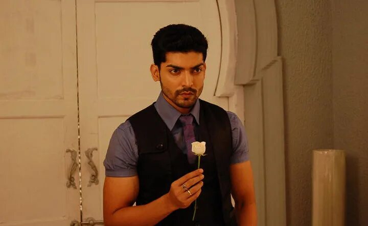 никому не известный актер