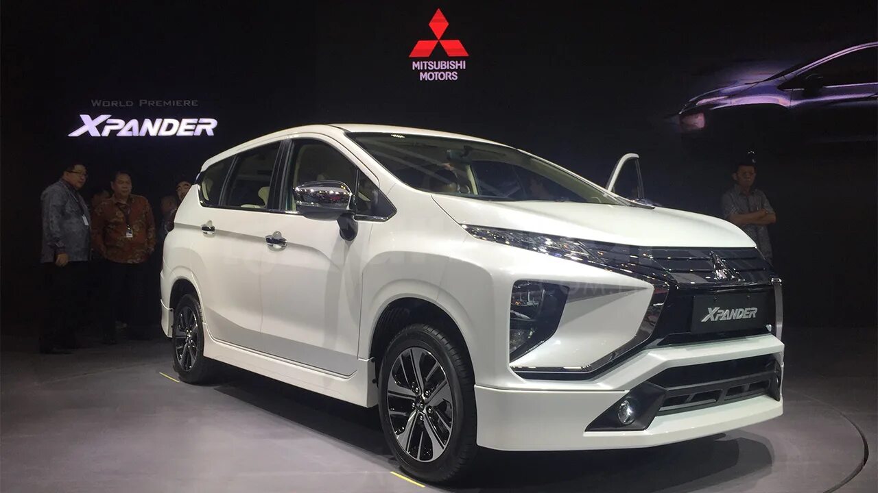 Мицубиси храндер кросс. Mitsubishi Xpander Cross 2020. Митсубиси Xpander Cross 2018. Митсубиси Хпандер кросс 2022. Mitsubishi Xpander 2021 года.