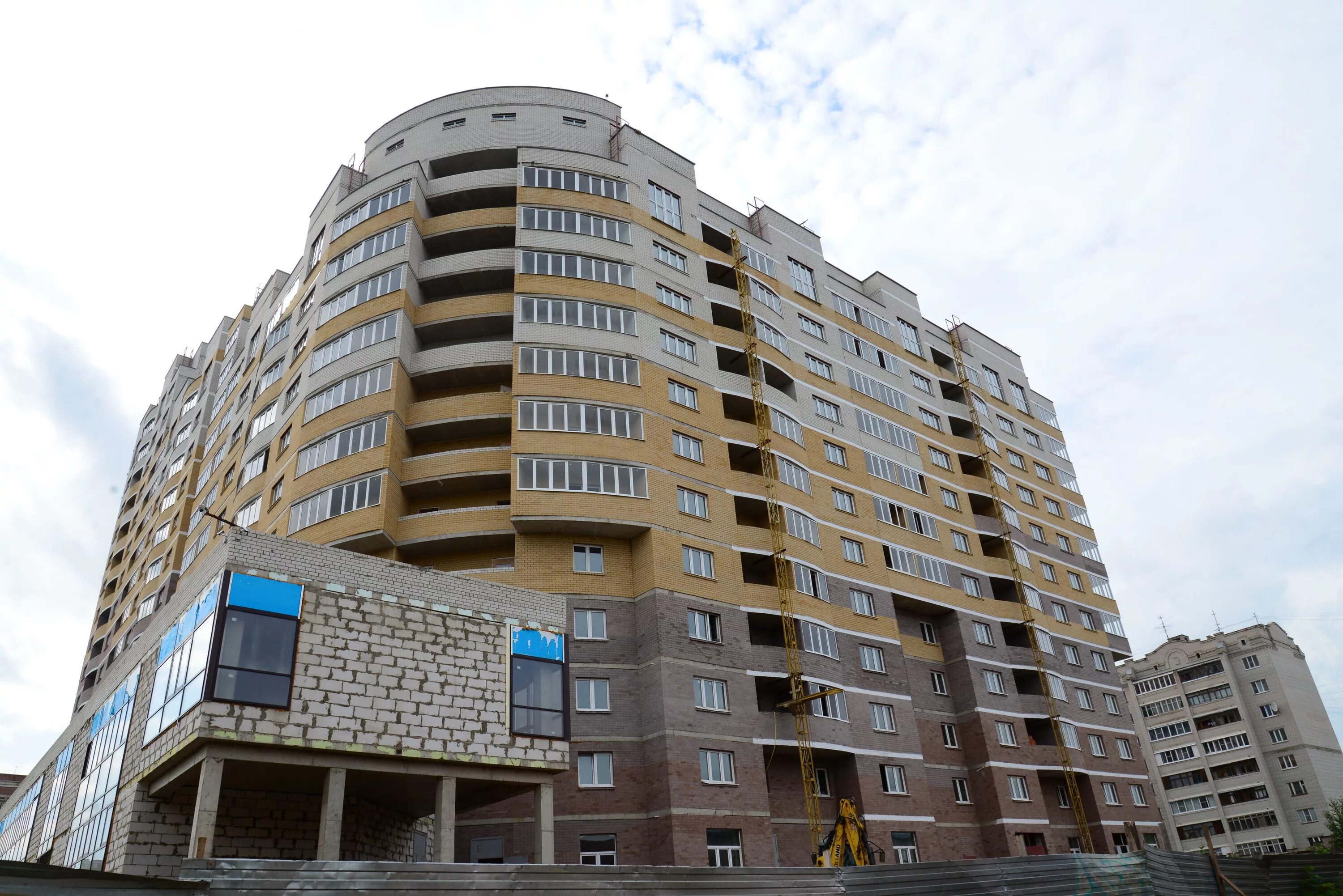 Ивана сусанина 41 кострома. Кострома ул ивана сусанина 41. жк флагман кострома. флагман кострома дом. улица ивана сусанина 41 кострома.