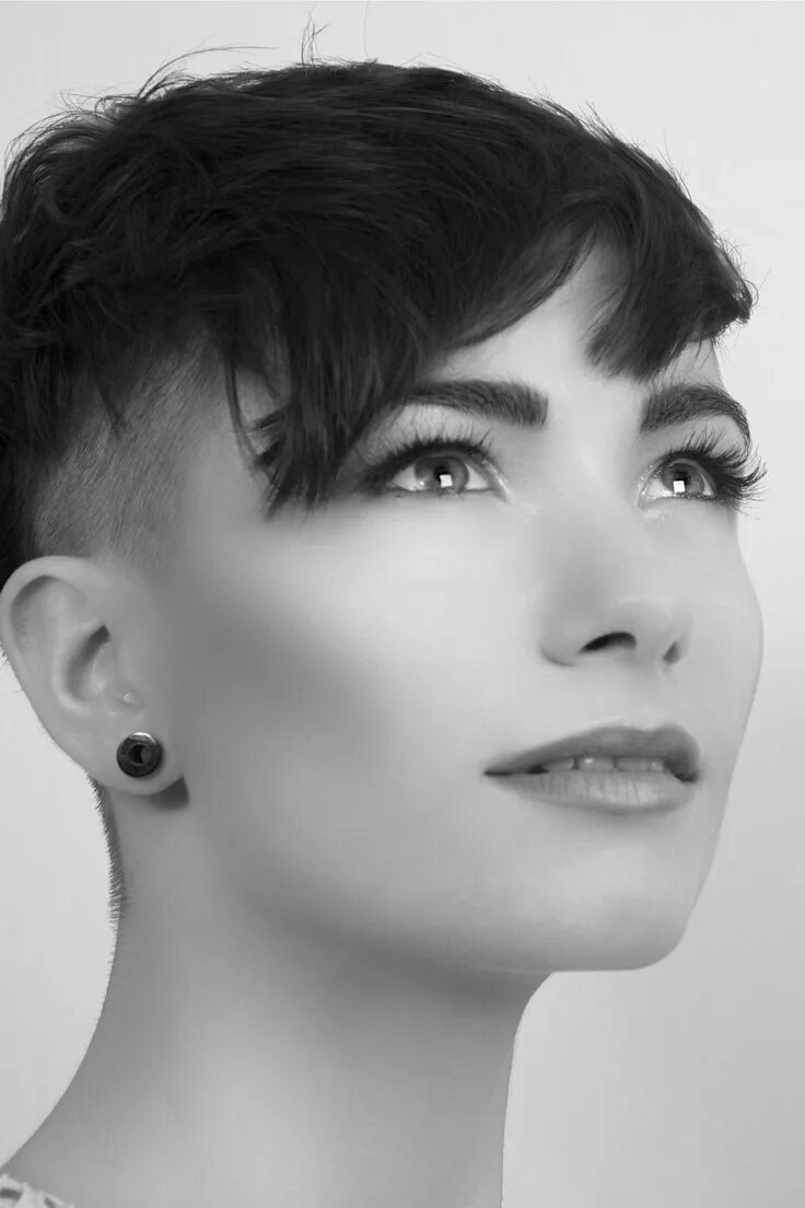 Стрижка гарсон. Гаврош, гарсон. стрижки гарсон боб. стрижка аля гарсон. стрижка боб гарсон гаврош.