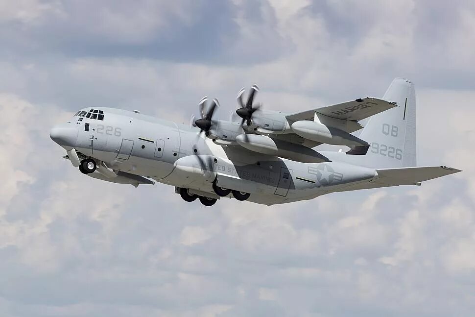 Lockheed Martin Kc-130j super Hercules. Lockheed Martin Kc-130. "Kc-130j". C 130 Hercules ВВС США.