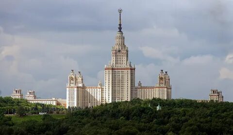 Здание университета на воробьевых