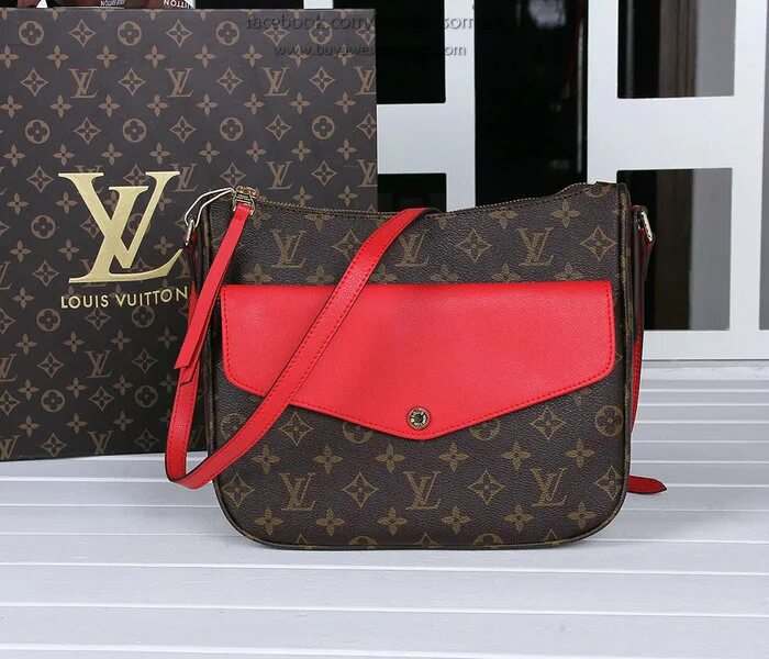 Louis vuitton supreme christopher. Колекция 2017 сурпим луивитон. Louis vuitton x. Louis vuitton duo. Louis vuitton x.