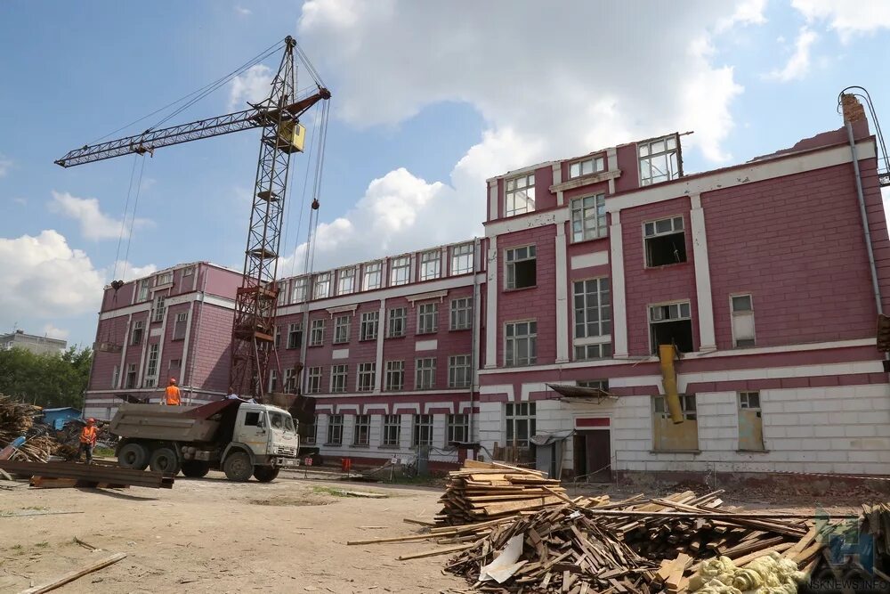 Школа 82 Новосибирск. 82 Школа Новосибирск школа. 82 Школа Новосибирск до реконструкции. Проект реконструкция школы