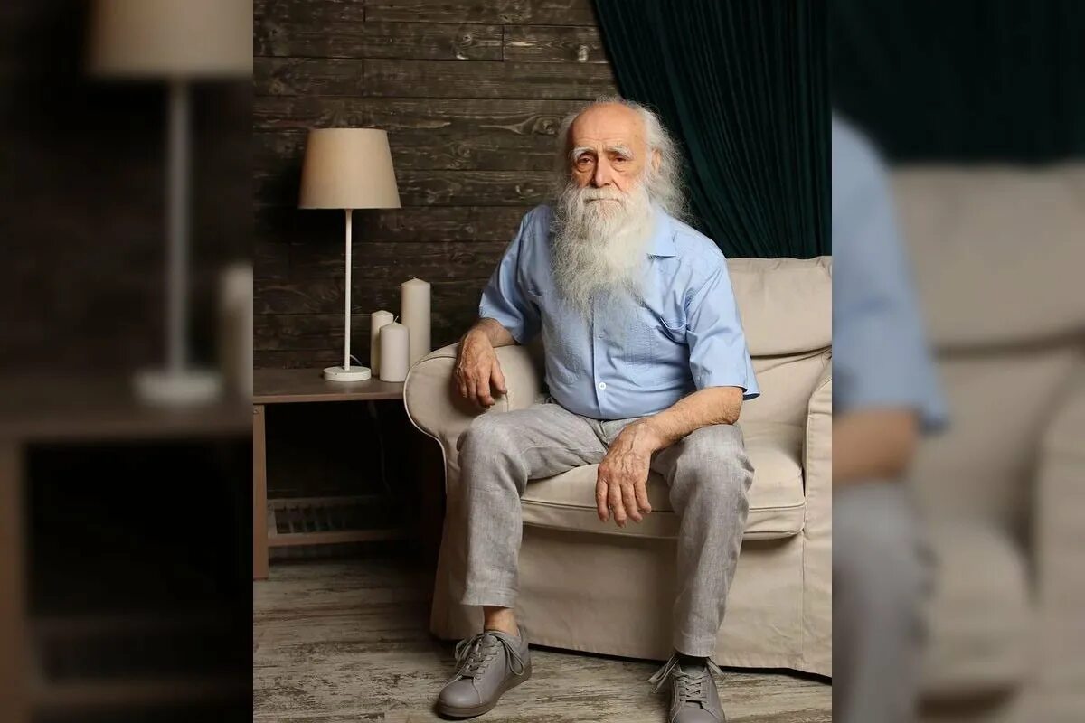 Лев клыков у лауры. Клыков лев вячеславович. Лев клыков эмоции. Лев клыков это. Лев клыков последнее.