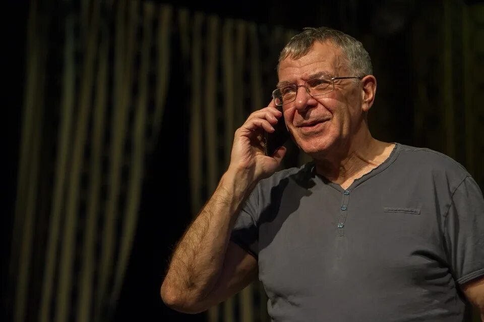 Отец ивана урганта. Отец ивана урганта. Отец ивана урганта. Ургант артисты. Отец ивана урганта.