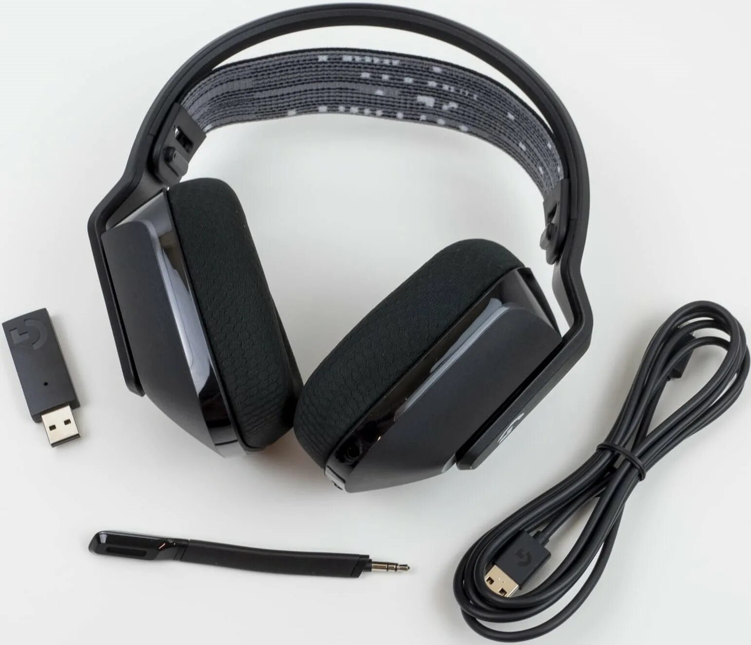 Logitech g733 микрофон. Наушники логитек g733. наушники логитеч 733. беспроводные наушники логитеч g733. гарнитура logitech g733 lightspeed.