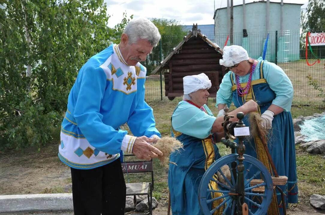 Погода лозная белгородская область ровеньской район. Лознянский рушниковый. Ровеньский район Белгородской области. Село Ржевка Ровеньский район Белгородская область. Село Барсучье Белгородская область.