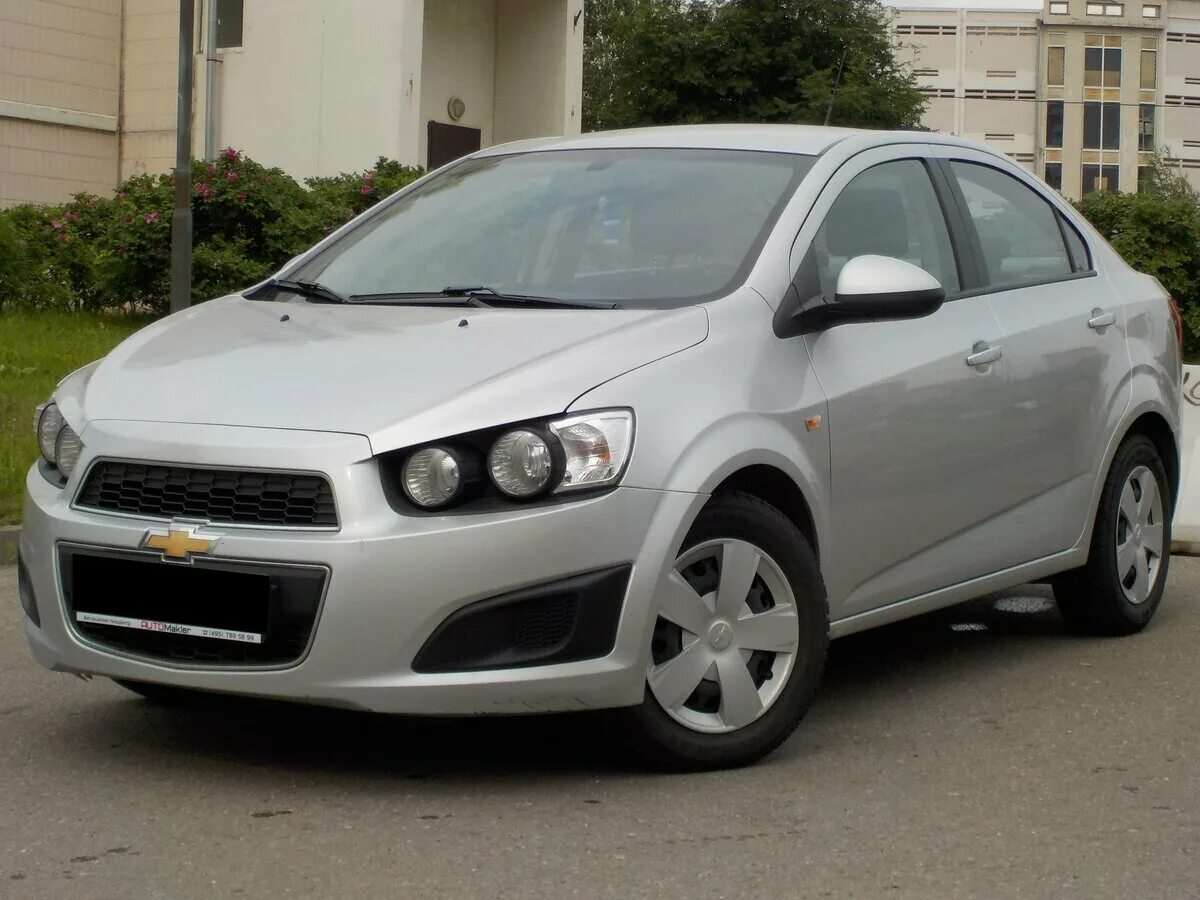 Шевроле авео т 300 автомат. Шевроле авео т 300 автомат. Шевроле авео т300 седан. Chevrolet aveo t300 2013. Chevrolet aveo 2.