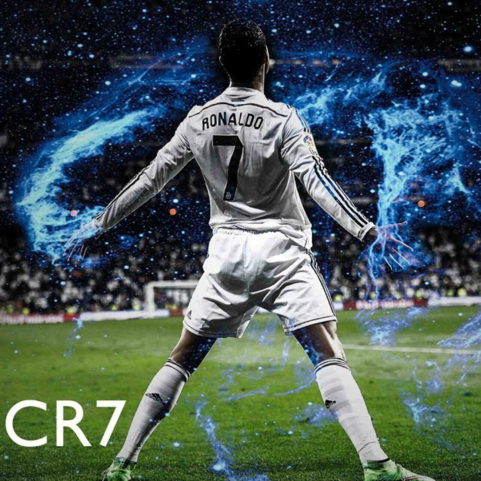 Cr7 ronaldo. Ronaldo cr7. Криштиану Роналду cr7 через себя. Заставка Роналдо. Роналду Постер.