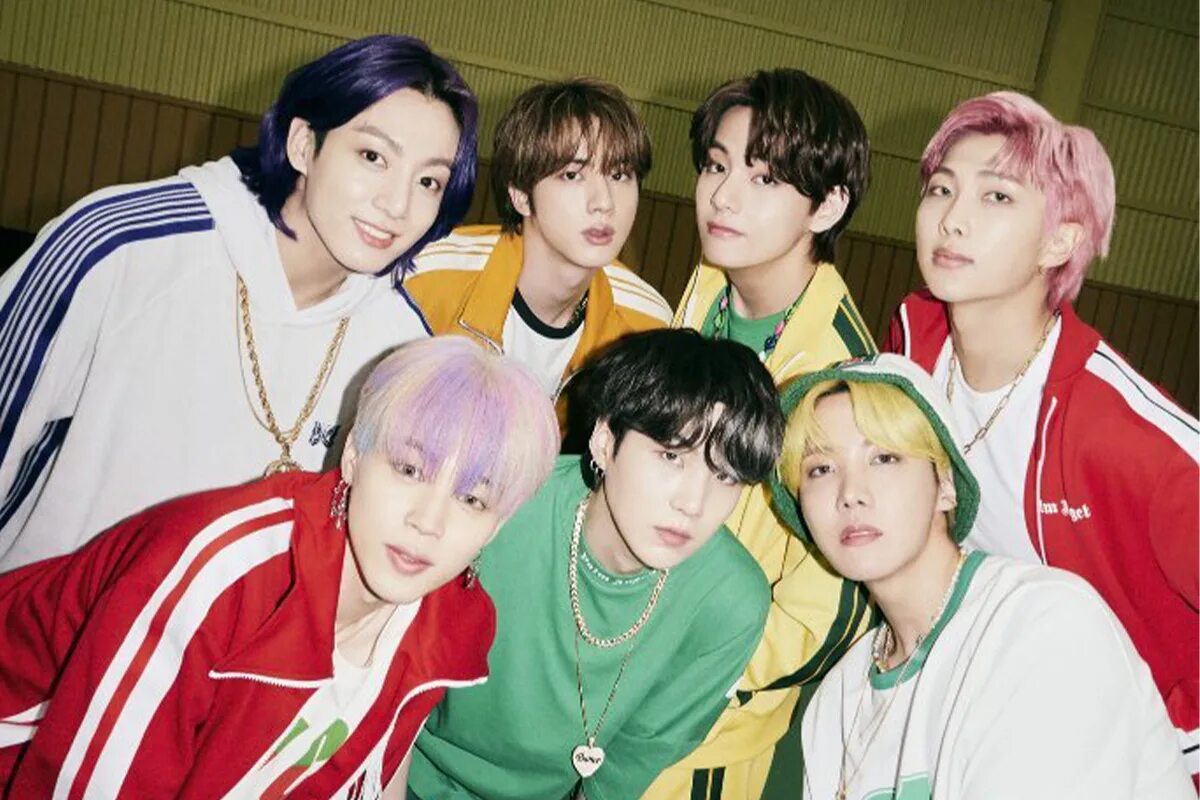 Butter bts. Бтс буттер. bts 2025. бтс 2025 butter. тэ баттер бтс.