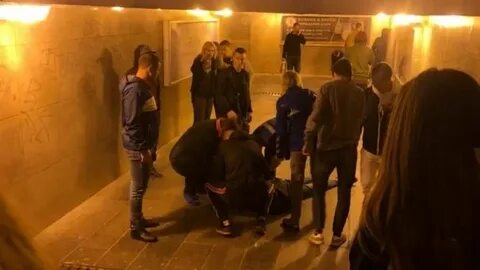 Место где упала девочка в подземный переход