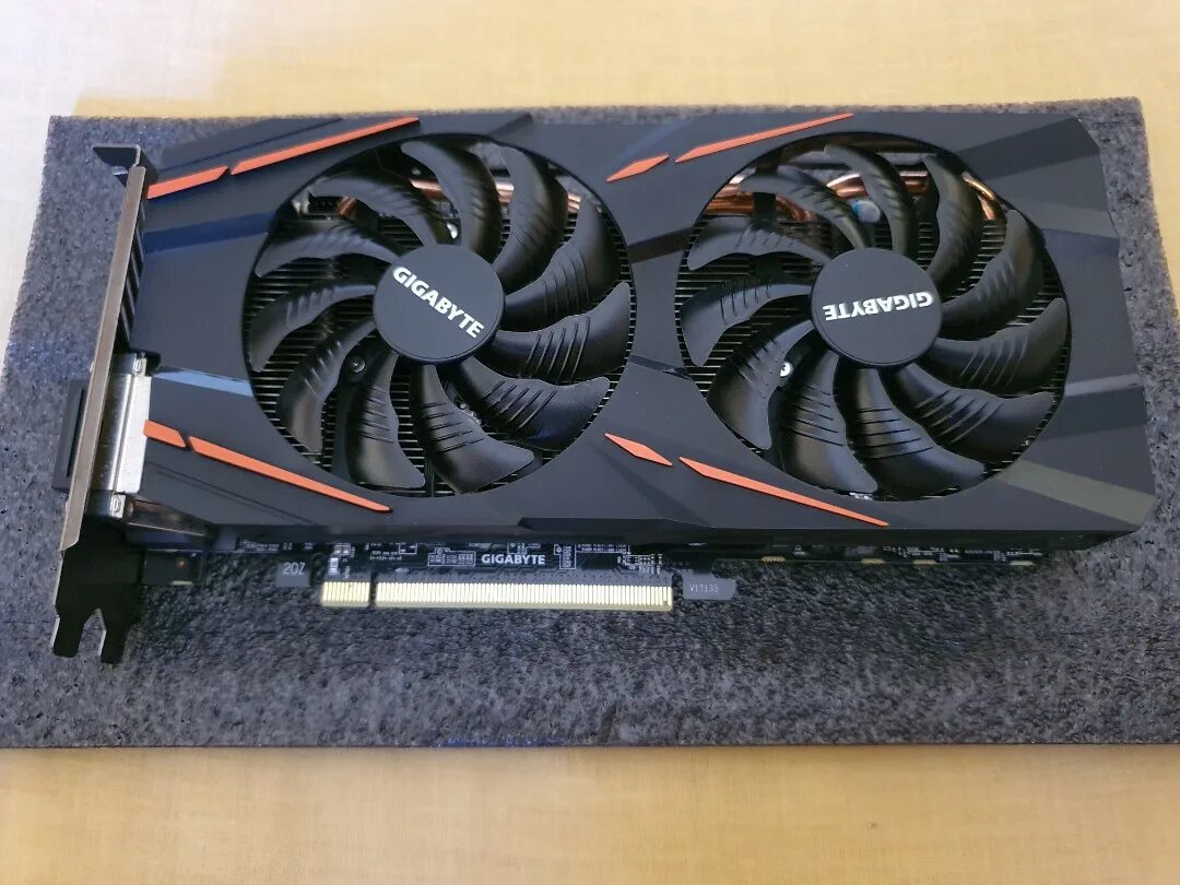 Gigabyte rx 570 gaming. RX 570 8gb Gigabyte. Gigabyte RX 570 4gb. Gigabyte AMD RX 570 8gb. AMD RX 570 4gb Gigabyte.