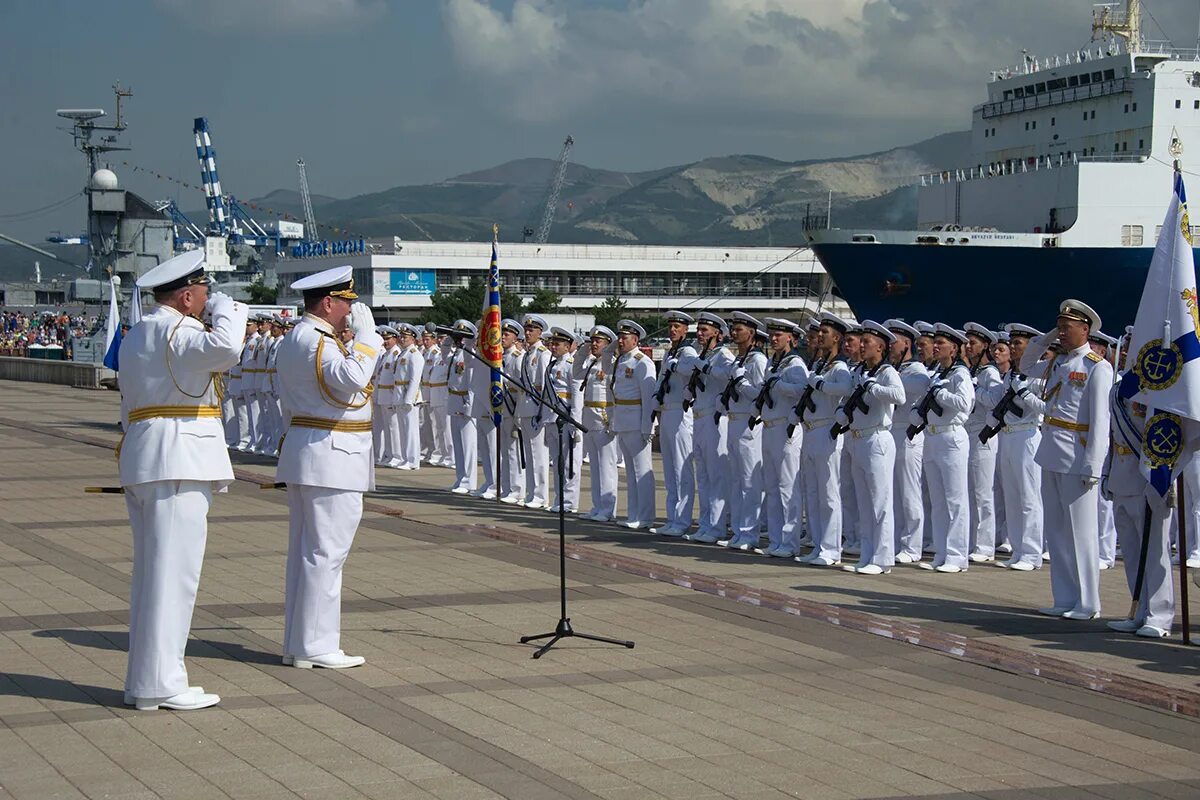 Военное морское образование. ВМФ Новороссийск. День ВМФ В Новороссийске 2022. ВМФ Новороссийск 90921. Новороссийск флот.