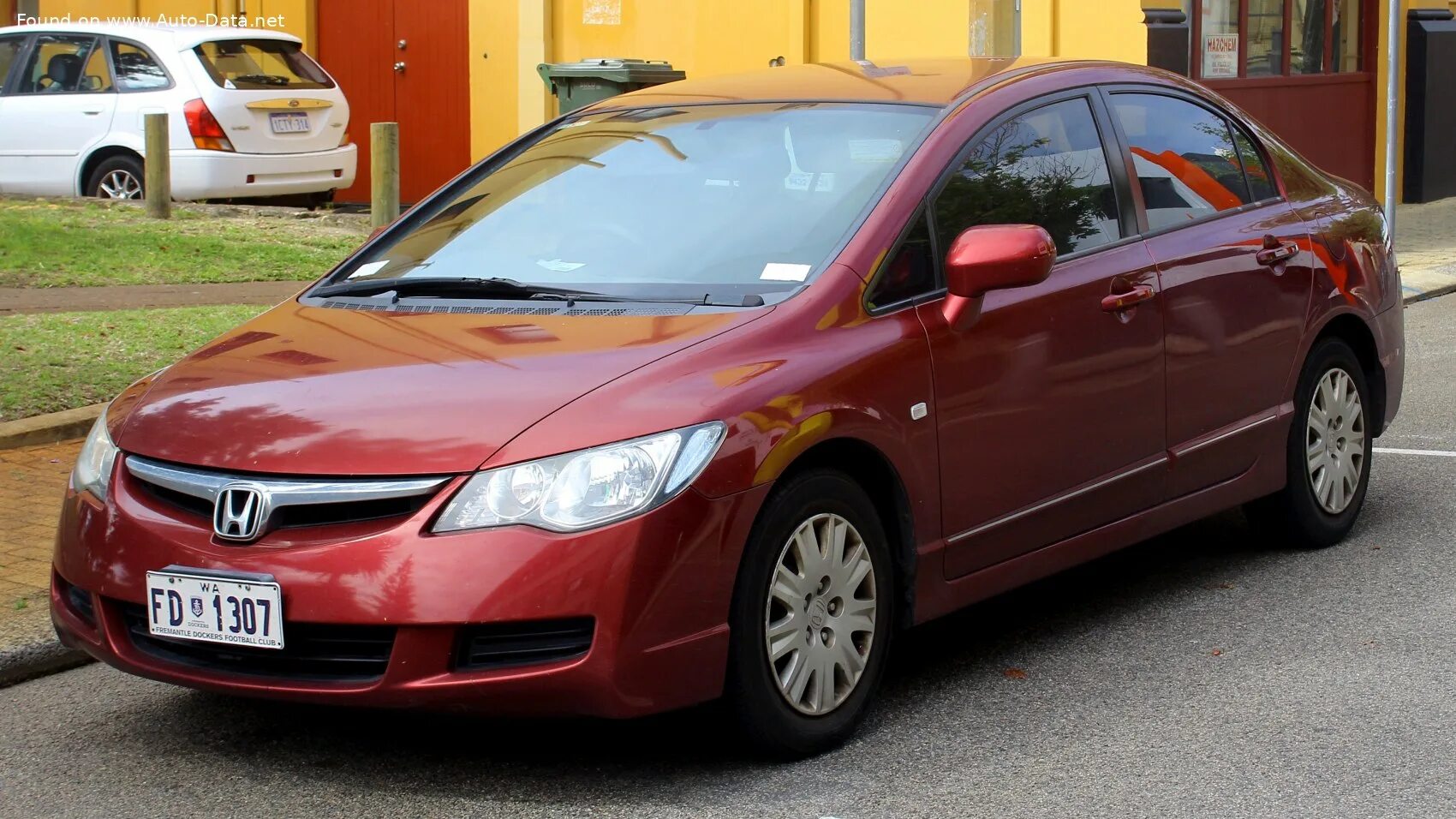 Хонда Civic 2006. Хонда Цивик 8 седан. Хонда Цивик 2009 седан. Хонда Цивик 8 2006.