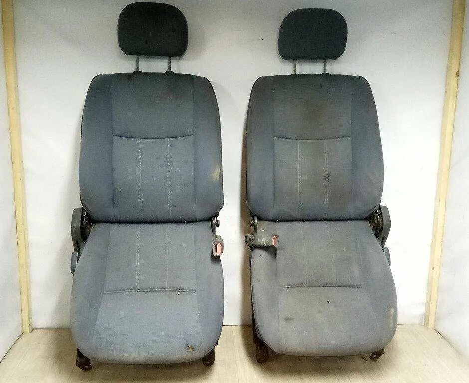 Купить сиденье переднее бу. Kia Sephia 2 сиденье. Передние сиденья Киа Кларус. Передние сиденья от Киа спектра. Сидения 1995.