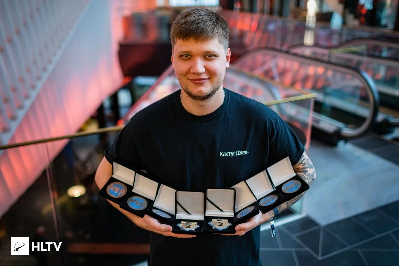 Игроки года cs go. Симпл 2021. S1mple 2023.