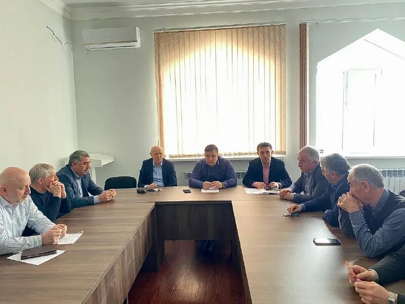 дирекция единого заказчика застройщика дагестан. заместитель офиса президента украины. багавдин салевович дирекция. алиев багавдин салевович биография. багавдин салевович дирекция.