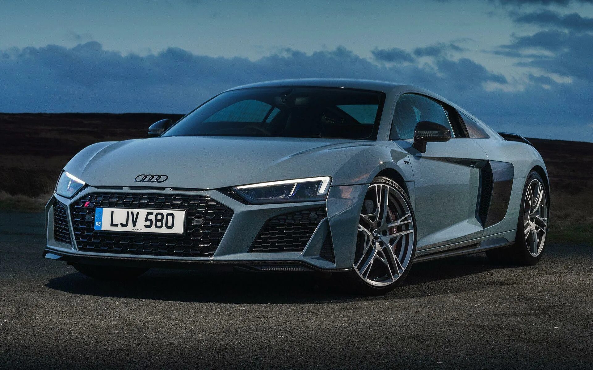 Купить ауди р8. Audi r8. Audi r8 Coupe (2019). Ауди р8 новая. Ауди р8 кватро.