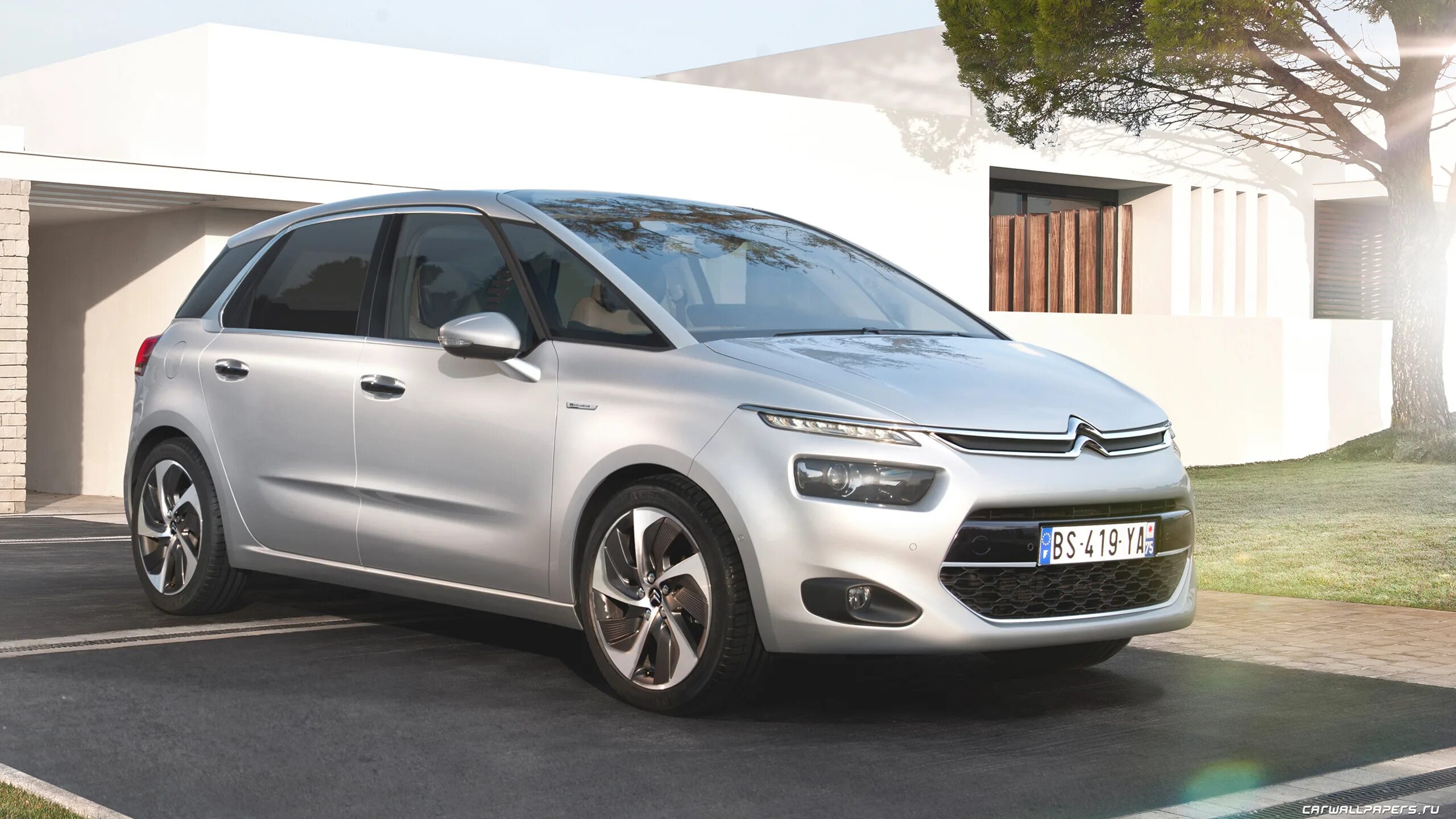 Citroen 2014. Citroen 2014. Ситроен 2013 года. Ситроен пикассо 2013. Ситроен гранд пикассо 2014.
