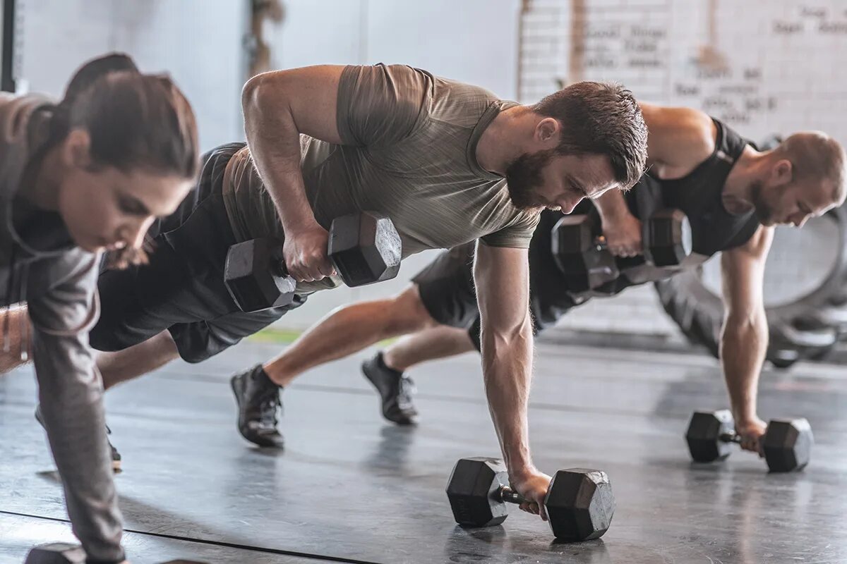 Hard workout. Функциональная тренировка. Функциональный тренинг для мужчин. Силовые тренировки. Функциональная тренировка в зале.