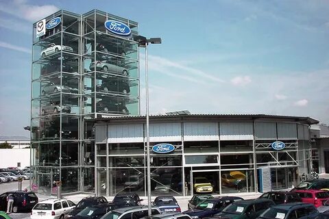 Крупные автосалоны