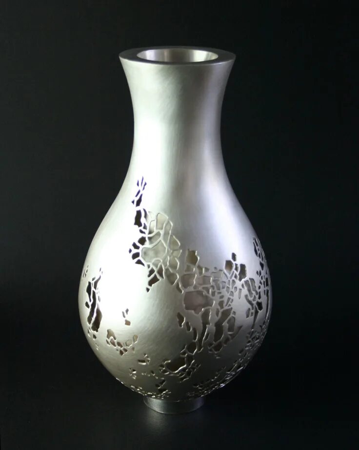 Metal Vases, View Metal Vases, Designer Collection Product Details from DESIGNER