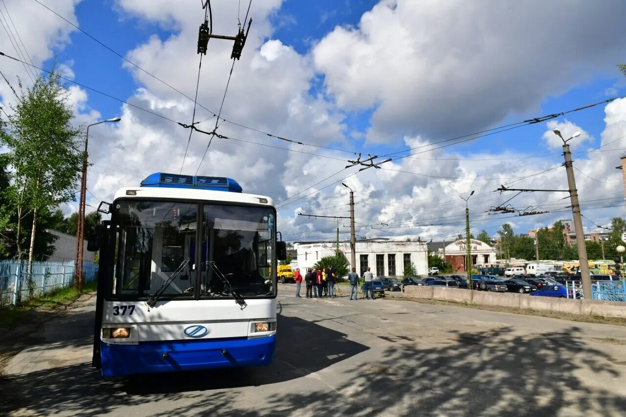 Набережные челны троллейбус. Троллейбус Петрозаводск. Петрозаводск Петрозаводский троллейбус. Троллейбус 331 Петрозаводск. Троллейбусное управление Петрозаводск.