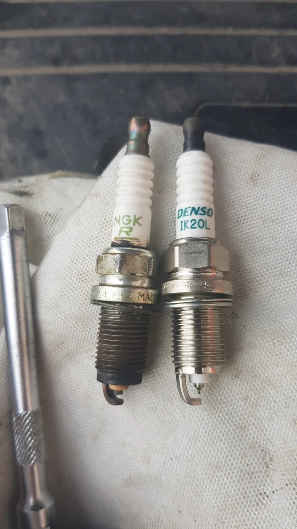 Denso ik20 свеча. Denso ik20 Honda Accord 7. Ik20 Denso Honda Accord. Denso l418.