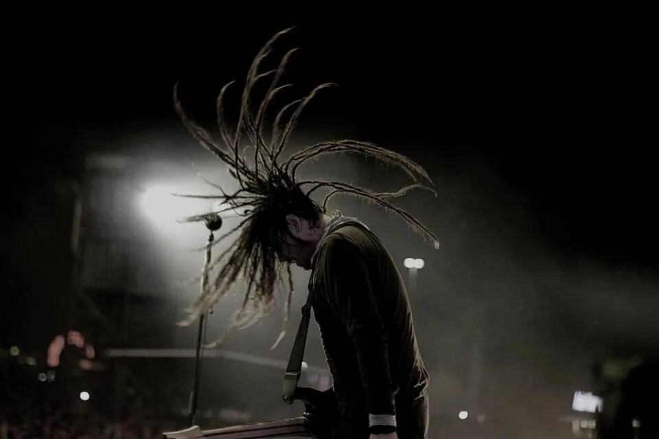 Korn dead. Munky korn. korn art. korn обои на рабочий стол. the devil went down to georgia korn.